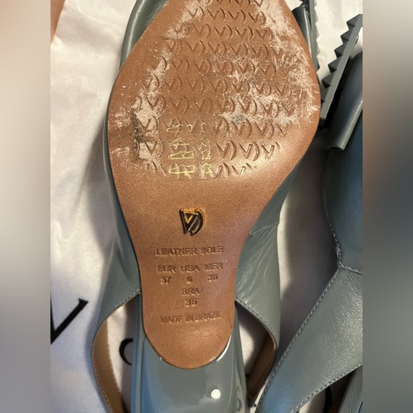 Bow Slingback Heels - Picture 3 of 8